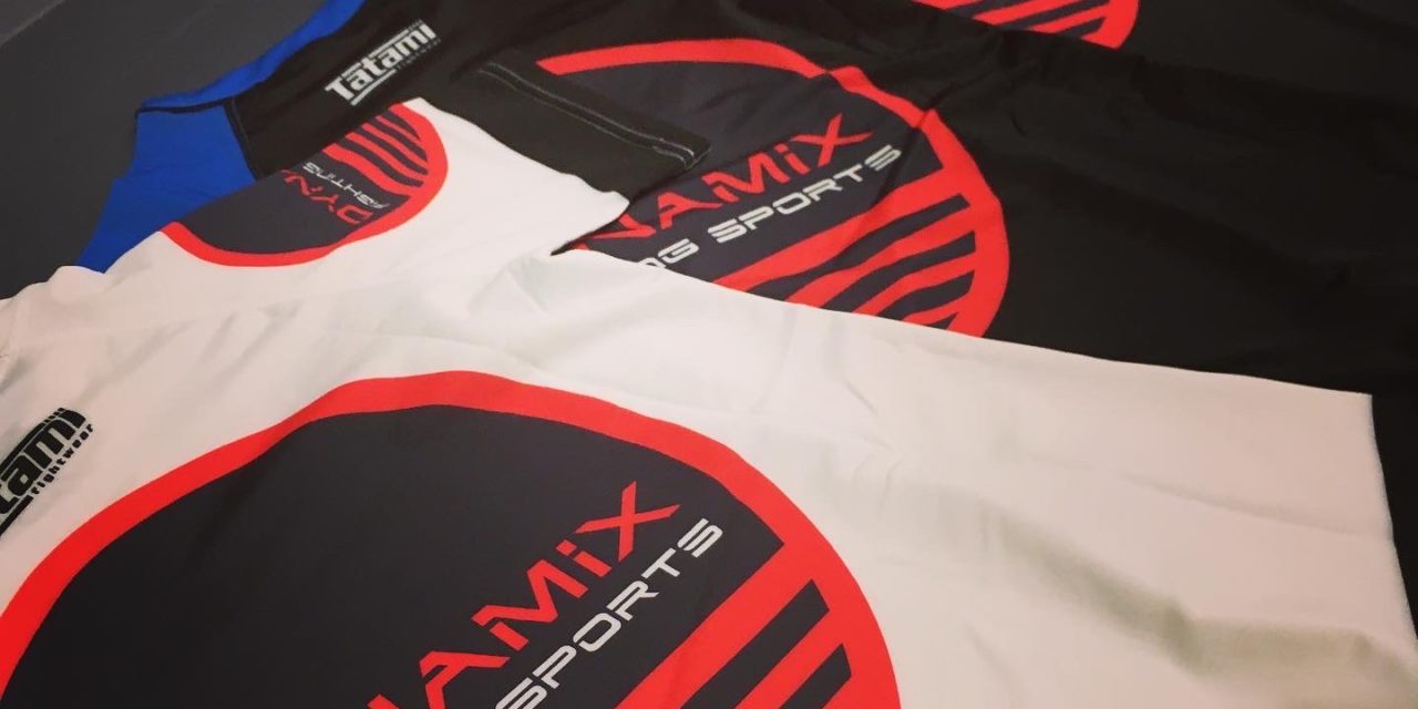 Beställ Rankad Dynamix Rashguard