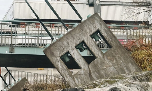 Vi kommer vara med att bära bron över Östra Orminge!